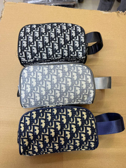 Hand Wallets
25 dhs✅

Zain93
♥️♥️♥️