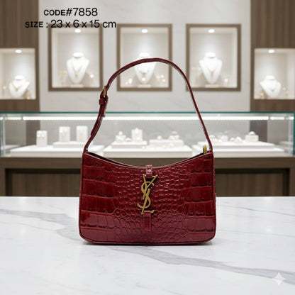 YSL - SAINT LAURENT
5A7 ᴄʀᴏᴄᴏᴅɪʟᴇ ʟᴇᴀᴛʜᴇʀ
sʜᴏᴜʟᴅᴇʀ ʜᴀɴᴅ ʙᴀɢ
sɪᴢᴇ: 23 cm

ᴡɪᴛʜ BOX
🎁🎁🎁

70 dhs🪙💚

Zain31
♥️♥️♥️