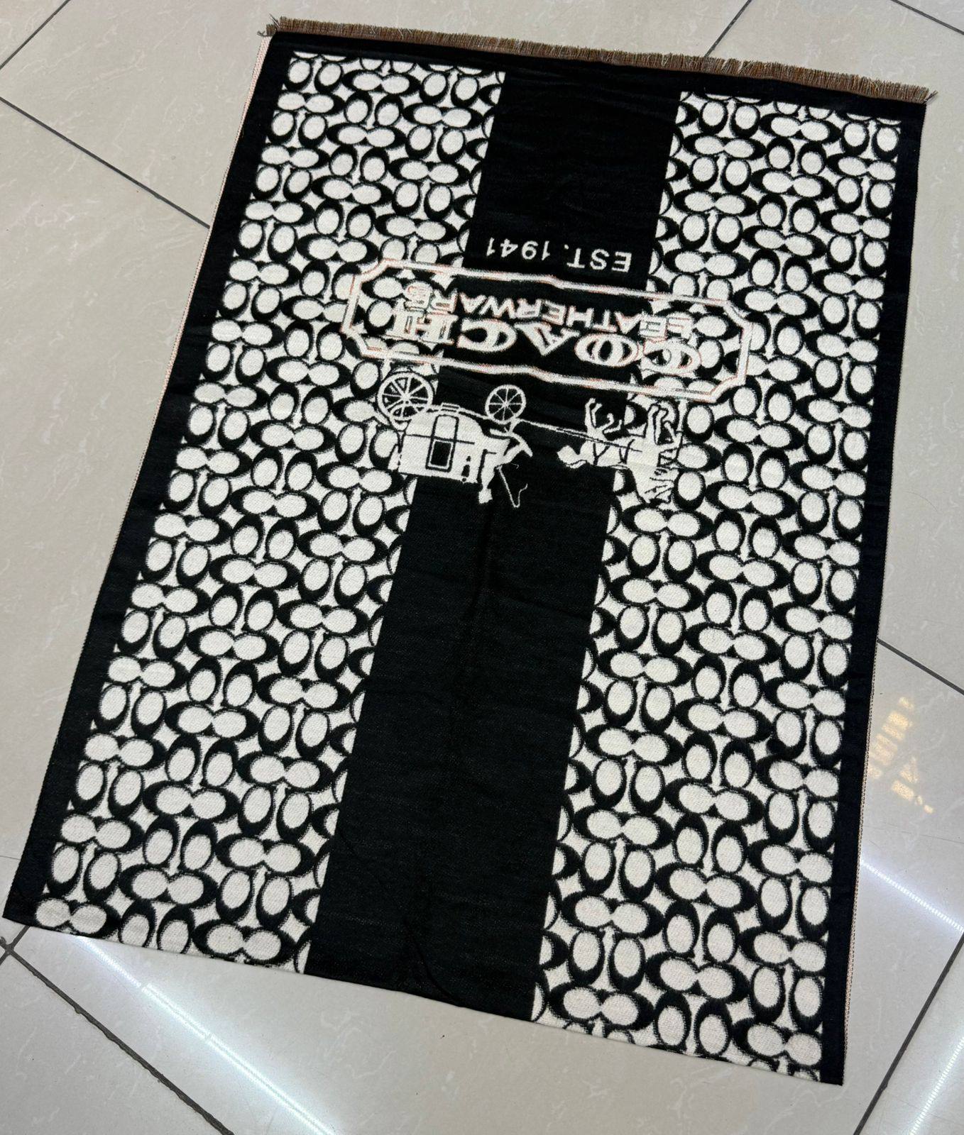 Winter scarf 
45 dhs🪙🌨️

Zain93
♥️♥️♥️