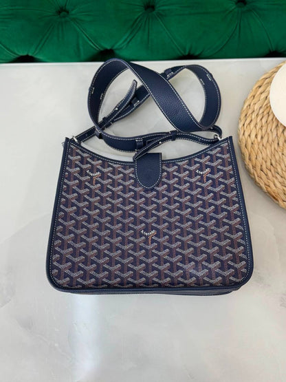 Goyard  ✨💥
Available original box 📦 
With full packing 🎀🎀
Super high quality 💥💥
For Price 👇 WhatsApp✅
0568585901 
0507557372
0552275751 Owner Zain 👌

Zain283
♥️♥️♥️