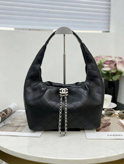 Dior - Chanel
90 dhs✅

with box
🎁🎁🎁

Zain60
♥️♥️♥️
