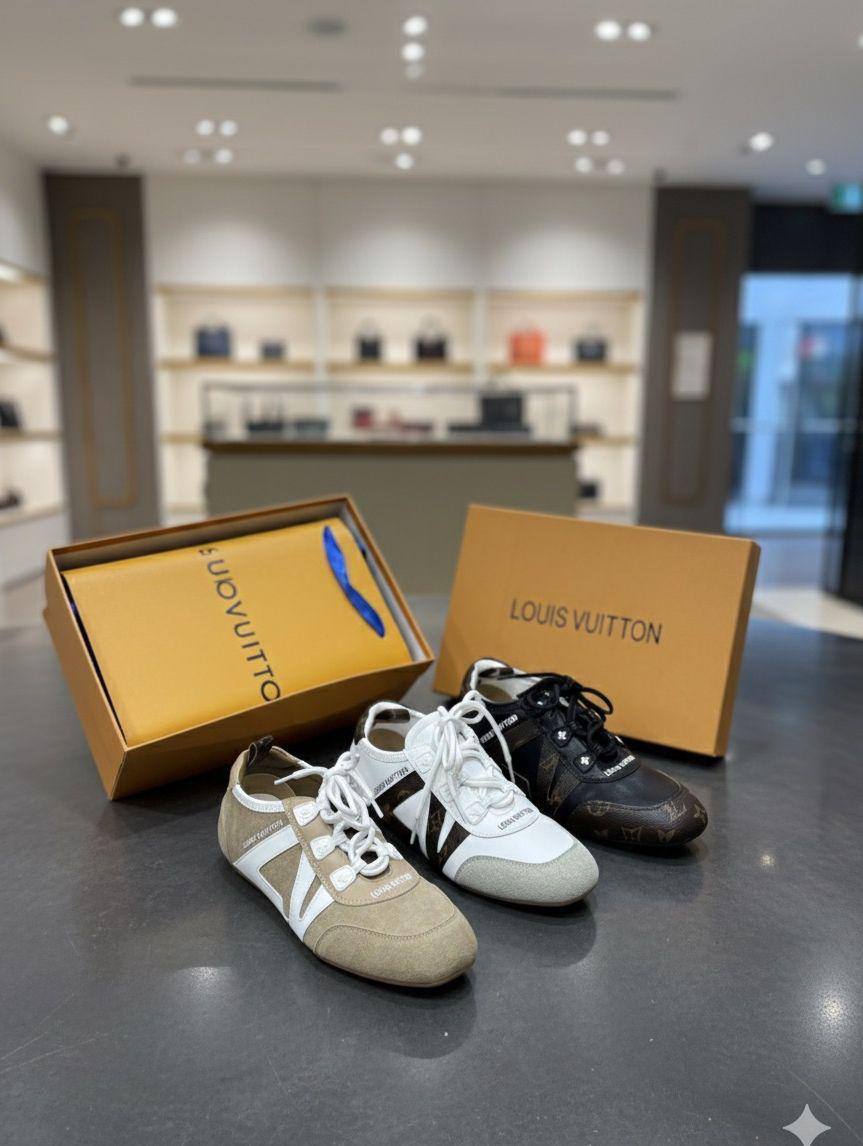 LV SHOES 
Size 36-41
140 dhs🇦🇪

Zain21
♥️♥️♥️
