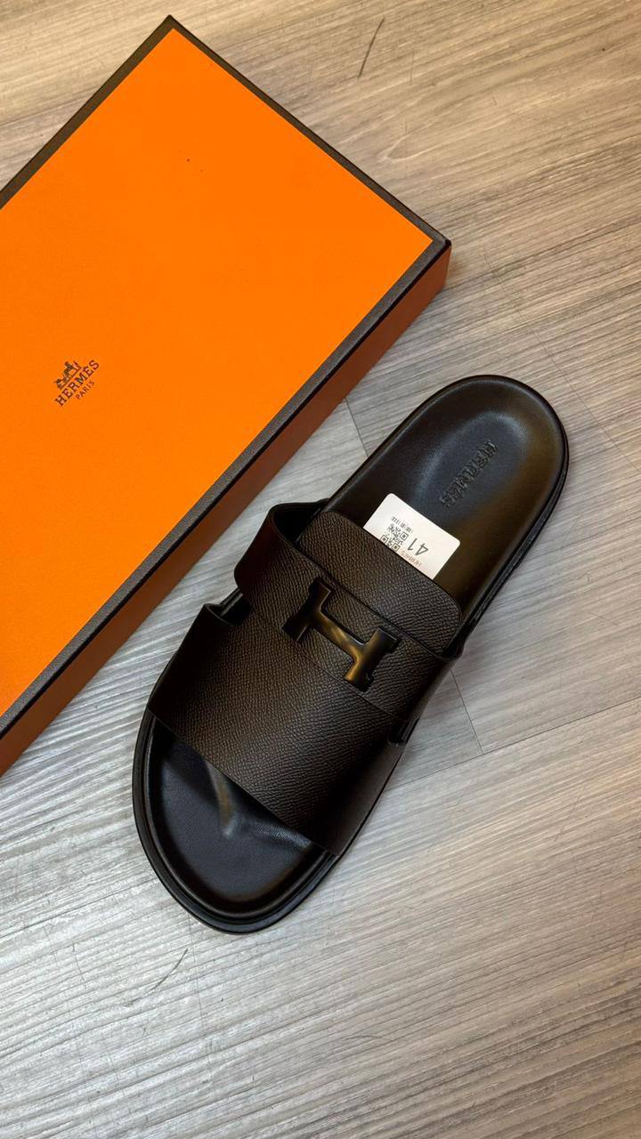 Hermes
size 40 TO 45 
120 dhs🇦🇪

Zain183
♥️♥️♥️
