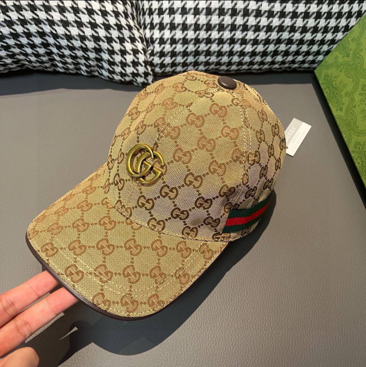 Cap
Master
130 dhs✅
Add Paper Bags
10 dhs✅

Zain33
♥️♥️♥️