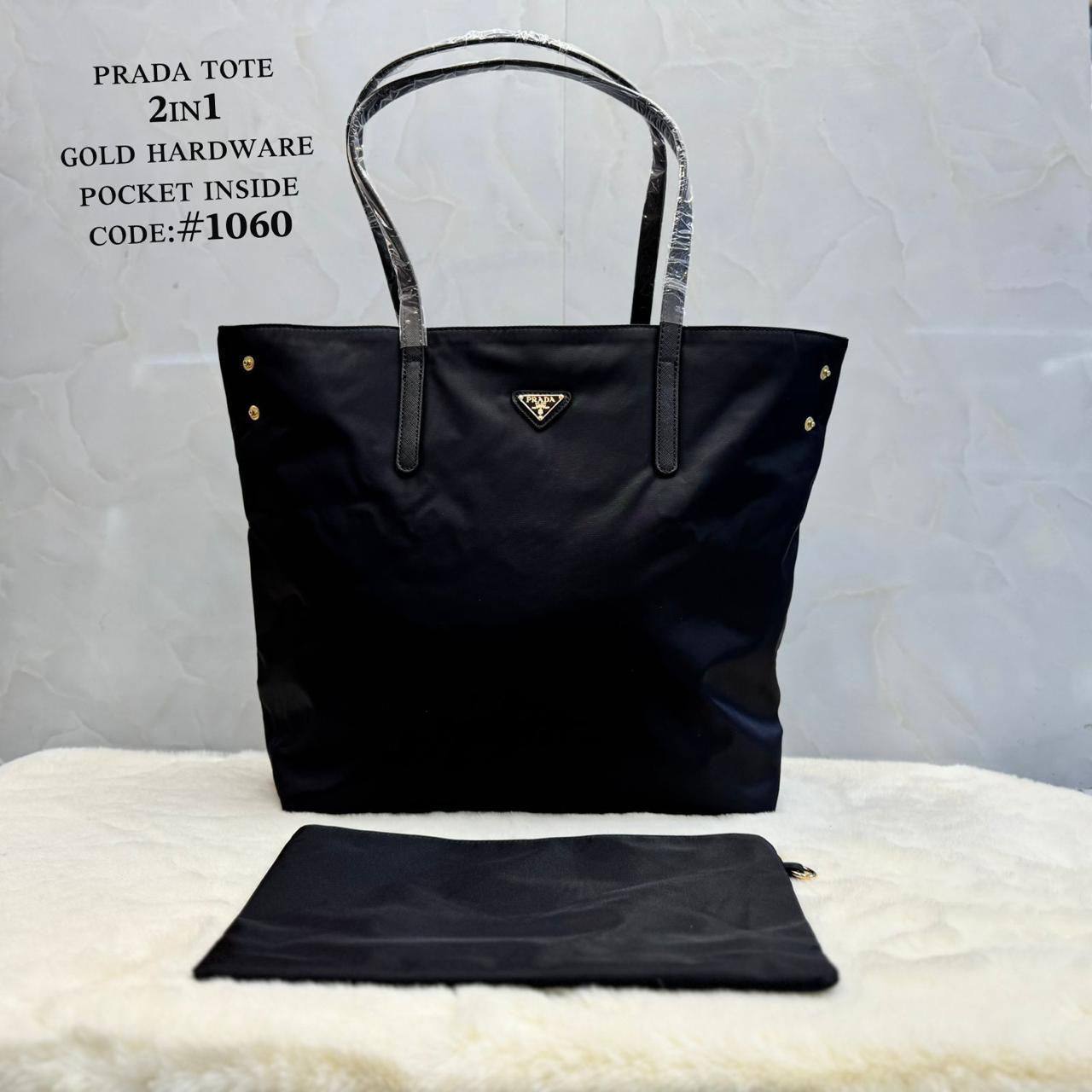 Prada ᴛᴏᴛᴇ ʙᴀɢ
Nʏʟᴏɴ ᴍᴀʀᴛᴇʀɪᴀʟ
120 dhs💓

Zain56
♥️♥️♥️