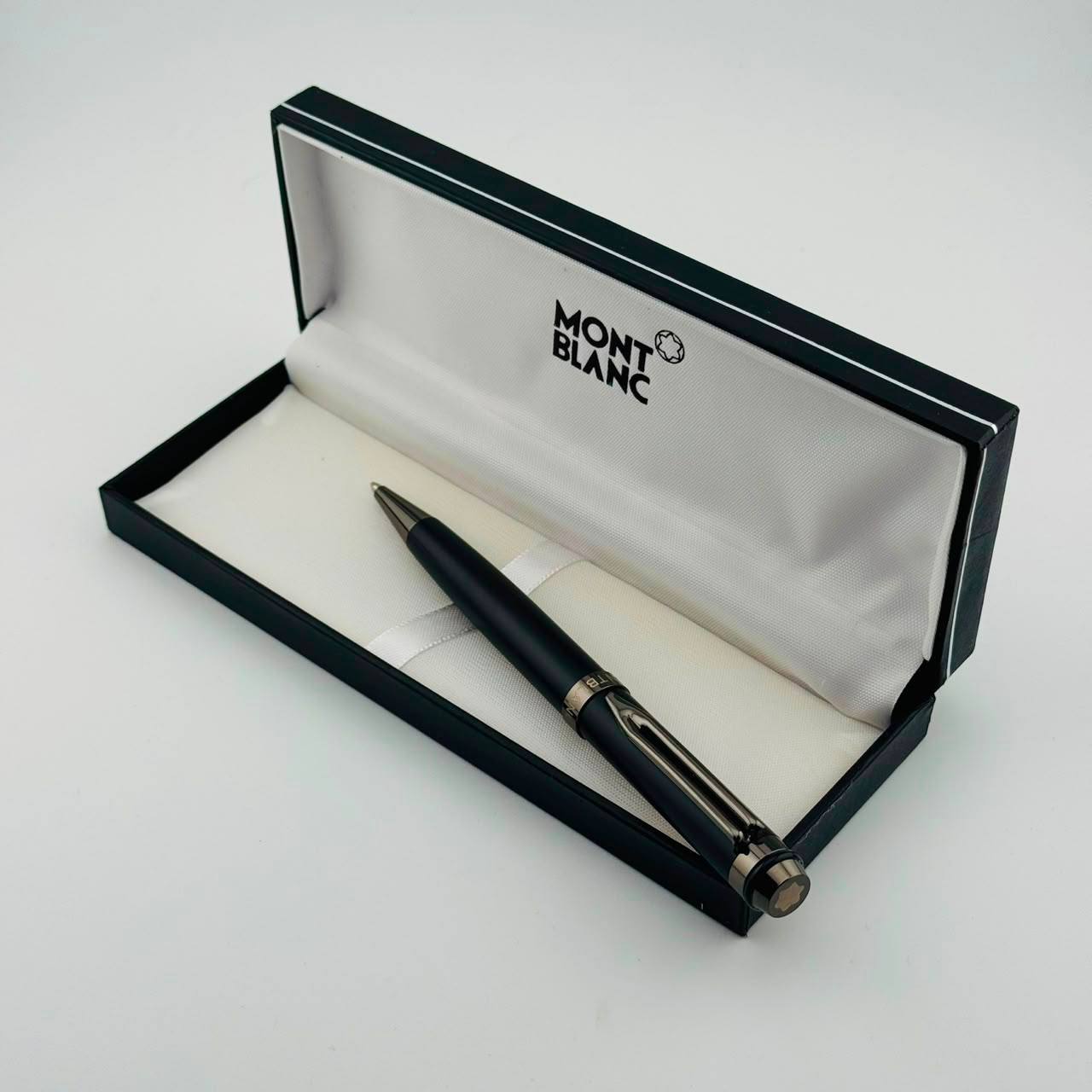 Pen
 
Good quality 

50 DHS🇦🇪🇦🇪

Zain182
♥️♥️♥️