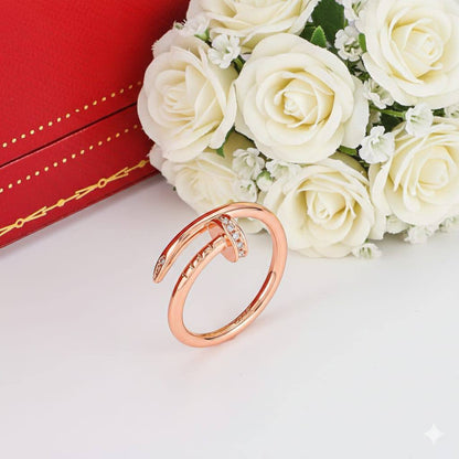 CARTIER RING💍
MASTER✨💫
WITH BOX
SIZE 6-7-8-9
WITH BOX AND PAPER BAG🛍️🎁
45 DHS❣️

Zain89
♥️♥️♥️