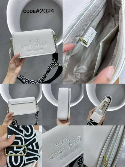 Marc Jacobs
ᴛʜᴇ ᴍɪɴɪ ʙᴀɢ
ᴄʀᴏss ʙᴏᴅʏ ʙᴀɢ
ᴍᴀᴛᴛᴇ ʟᴇᴀᴛʜᴇʀ ᴍᴀᴛᴇʀɪᴀʟ
sɪᴢᴇ : 22 cm

70 dhs🪙🌨️

Zain31
♥️♥️♥️