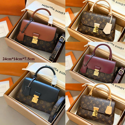 LV
GOOD QUALITY 
WITH BOX 
110 dhs🇦🇪🇦🇪

Zain295
♥️♥️♥️