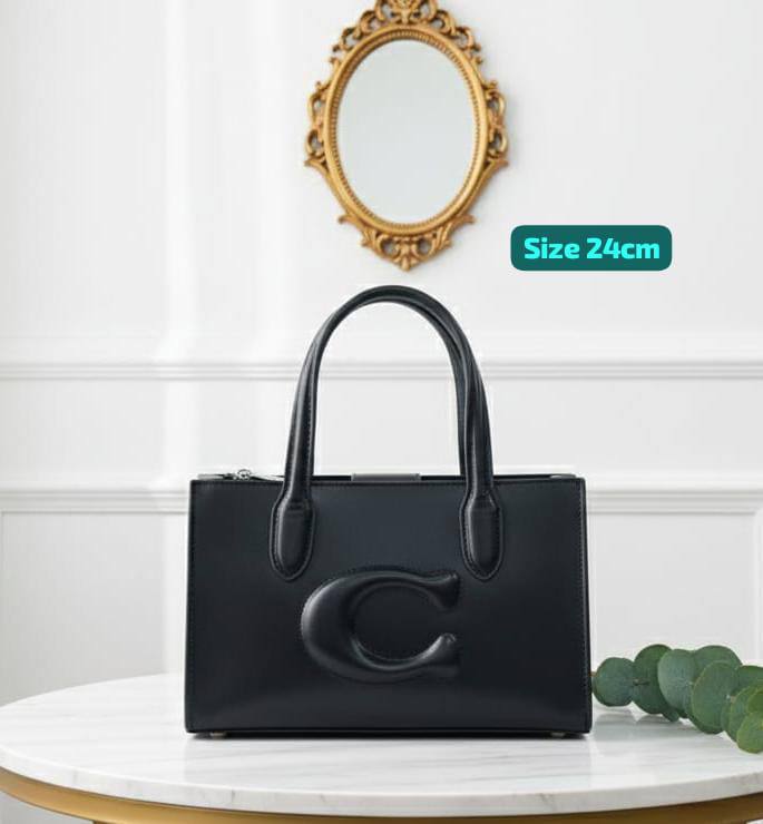 Coach
Good quality 

with box 
🎁🎁🎁

80 dhs❤️

Zain186
♥️♥️♥️