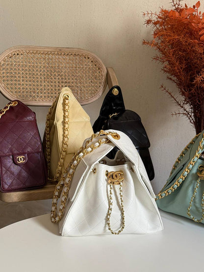 New collection✨✨✨
CHANEL
25cm
380 dhs🪙💚
Top quality 
With box🎁

Zain167
♥️♥️♥️