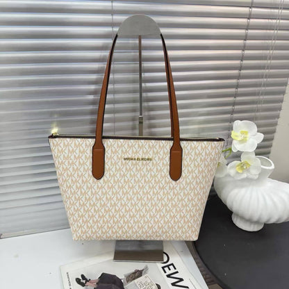 Fendi - MCM - MK
Offer
75 dhs🇦🇪🇦🇪

Zain232
♥️♥️♥️