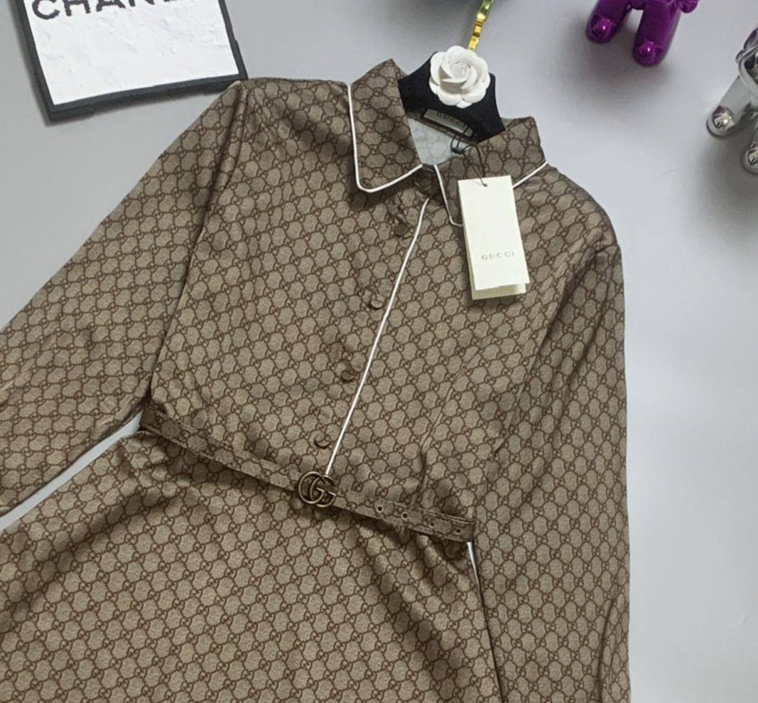 *New collections    
220 dhs🪙
*good  quality  ✅
*Sizes:S M L * 
*AVAILABLE NOW*

Zain231
♥️♥️♥️