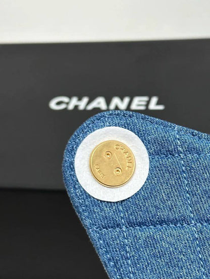 Chanel 
SUPER MASTER QUALITY 
AVAILABLE 


For Price 👇 WhatsApp✅
0568585901 
0507557372
0552275751 Owner Zain 👌

Zain322
♥️♥️♥️