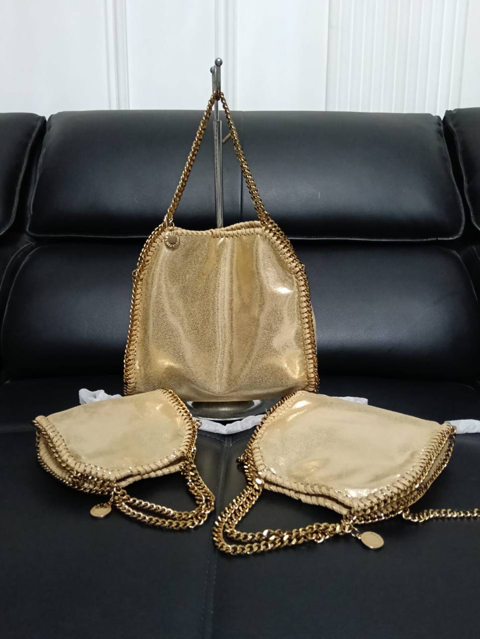 Stella McCartney
100 dhs🇦🇪🇦🇪   16cm
110 dhs🇦🇪🇦🇪   19cm
120 dhs🇦🇪🇦🇪    25cm

Zain26
♥️♥️♥️