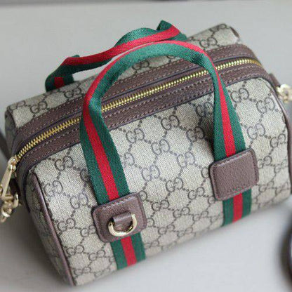 GUCCI
 GOOD QUALITY 

WITH BOX 
🎁🎁🎁

100 dhs✅

Zain39
♥️♥️♥️