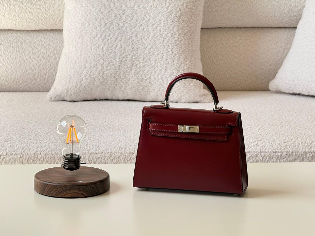Hermes
minikelly 22cm💥Master quality ✅with box📦
340 dhs✅

Zain52
♥️♥️♥️