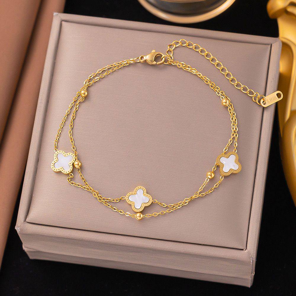 New arrival anklet 
Stainless steel with 18k gold plated 
Non tarnish 
35 dhs🪙🪙

Zain243
♥️♥️♥️