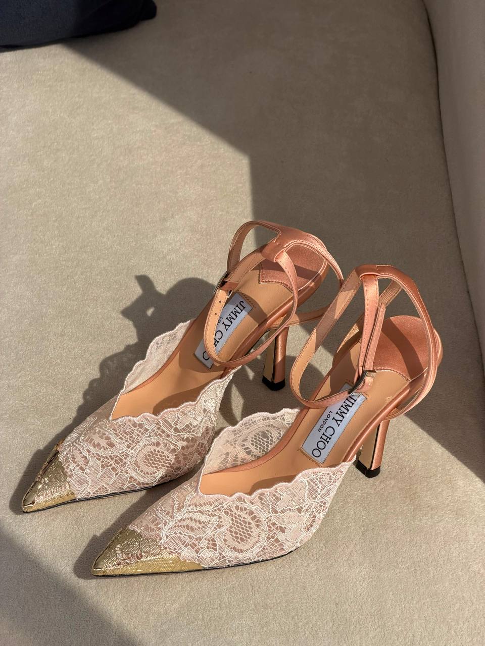 JIMMY CHOO 🦁
SUPER MASTER 😍💥
Size 36-41

490 dhs✅

Zain319
♥️♥️♥️