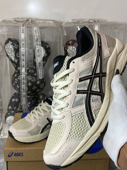 ASICS Gel Contend 4 ‘Beige/ Black’🩶🖤
Size 40-45 AVAILABLE
200 dhs🪙💕

Zain242
♥️♥️♥️