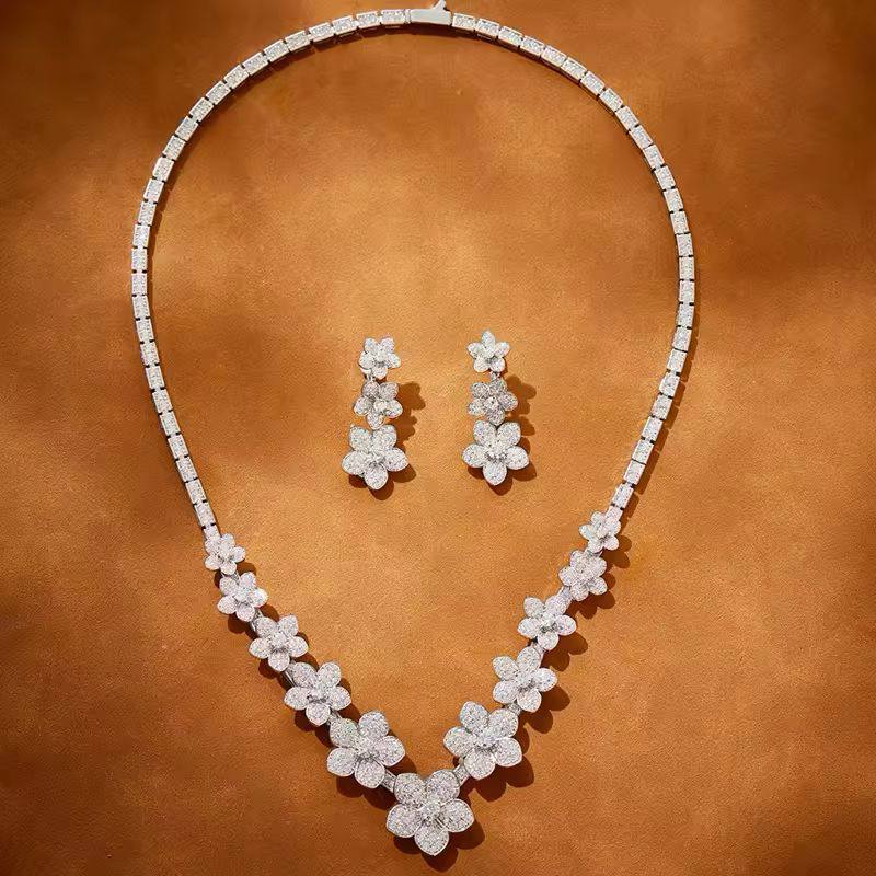 GRAFF
   New Collection 😍
Quality: Super Master 
* ⁠Necklace 
* ⁠Earring
For Price 👇 WhatsApp✅
0568585901 
0507557372
0552275751 Owner Zain 👌

Zain268
♥️♥️♥️