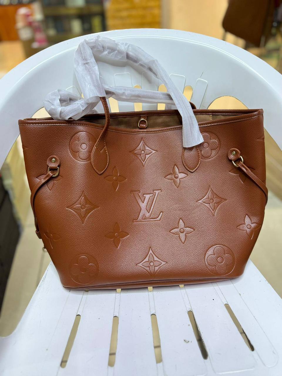 ❤️ LV Neverfull 2 in 1
1️⃣ First quality +🎁
Size : 46  * 28 cm
90 dhs🪙🌨️
with box 🎁

Zain115
♥️♥️♥️