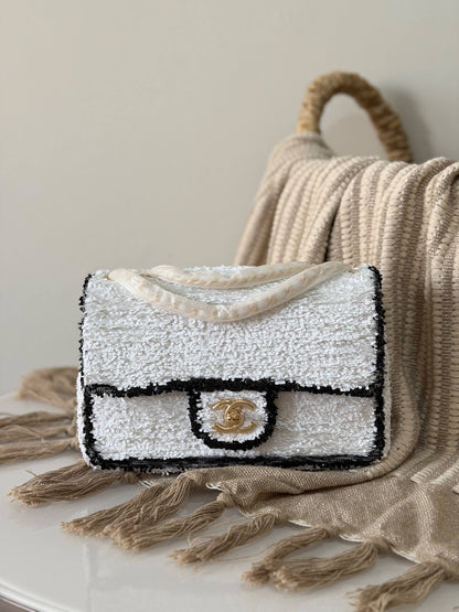 Chanel
Super master quality aaa

For Price 👇 WhatsApp✅
0568585901 
0507557372
0552275751 Owner Zain 👌

Zain315
♥️♥️♥️