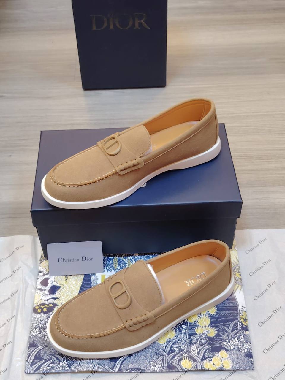 Dior Shoes For Men,
High Quality,
Size 40 To 45
140 dhs✅

Zain120
♥️♥️♥️