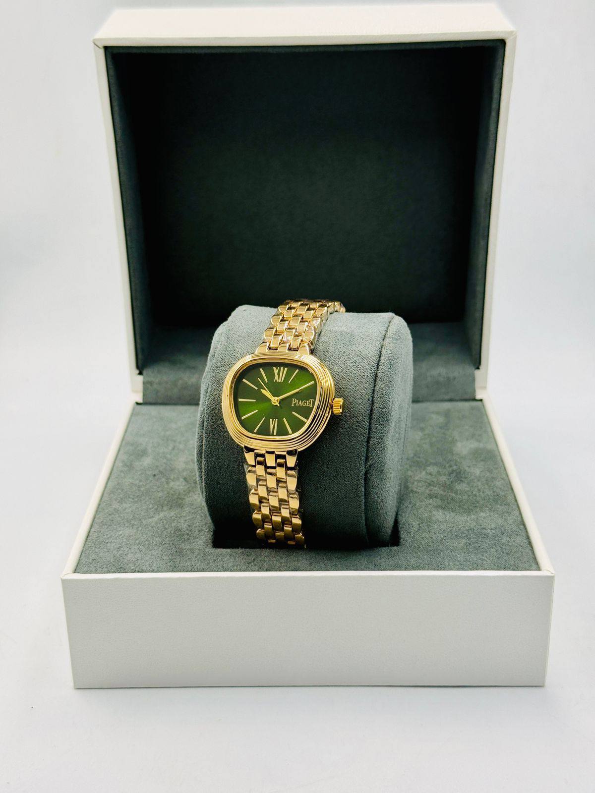Piaget ladies
*Offer price 
40 dhs🪙🌨️

Zain08
♥️♥️♥️