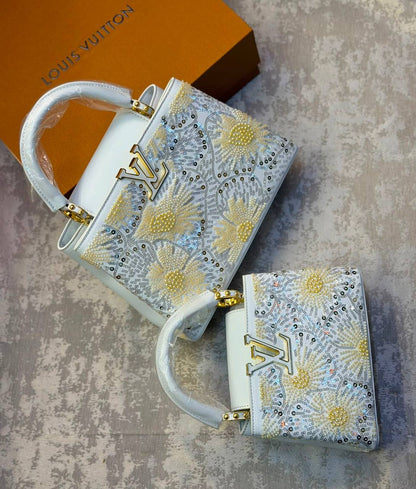 LV High quality
21cm.    330 dhs🇦🇪🇦🇪 
28cm.    350 dhs🇦🇪🇦🇪

Zain175
♥️♥️♥️