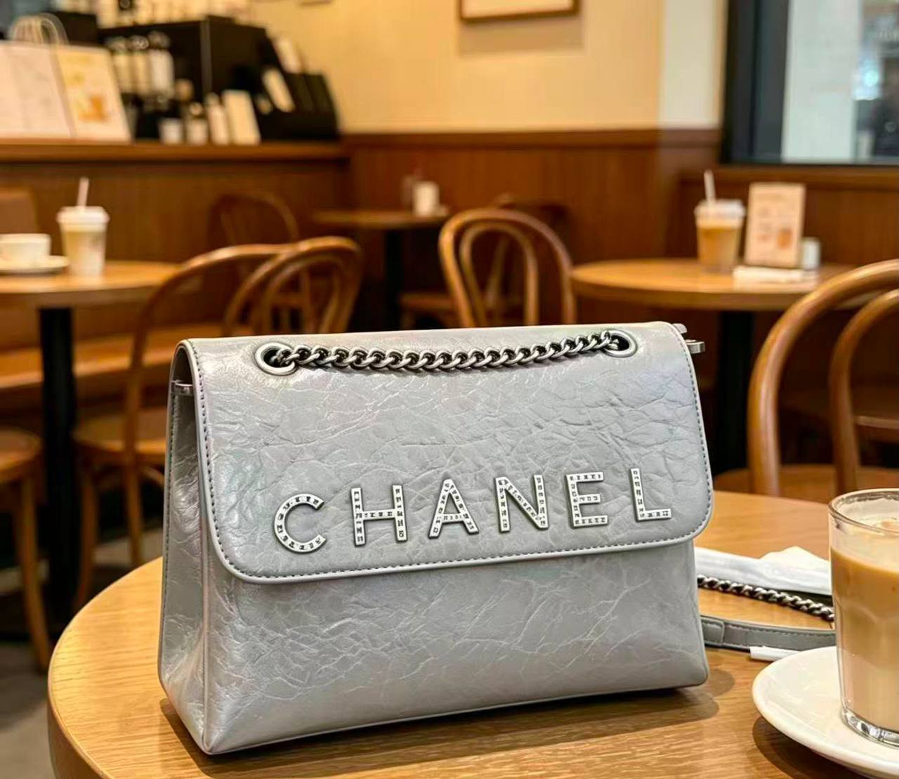 Chanel  
110 dhs💓
Good quality 

Zain253
♥️♥️♥️