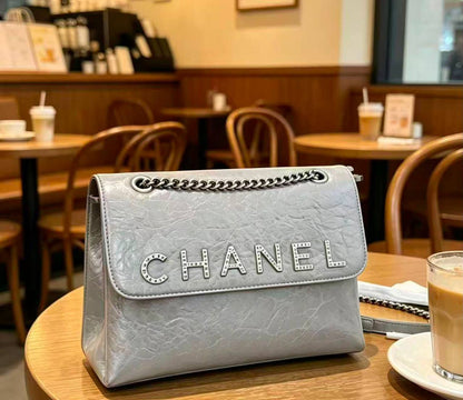 Chanel  
110 dhs💓
Good quality 

Zain253
♥️♥️♥️