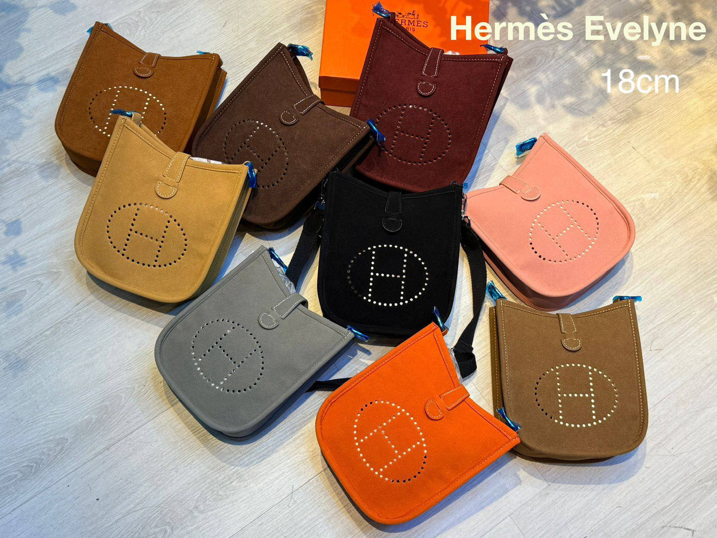 Hermes Evelyne

18cm

90 dhs
with BOX
🎁🎁🎁


Zain44
Zain254
♥️♥️♥️