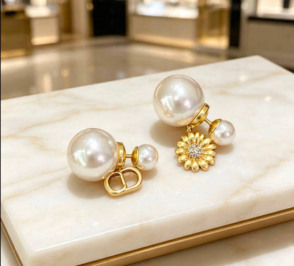 Dior 
Necklace 🦋
Earring✨
Bracelet 💥
Master quality 💯
With normal boxes 📦 
150 dhs🇦🇪🇦🇪

With master box 🗃️ 
170 dhs🇦🇪🇦🇪

Zain216
♥️♥️♥️