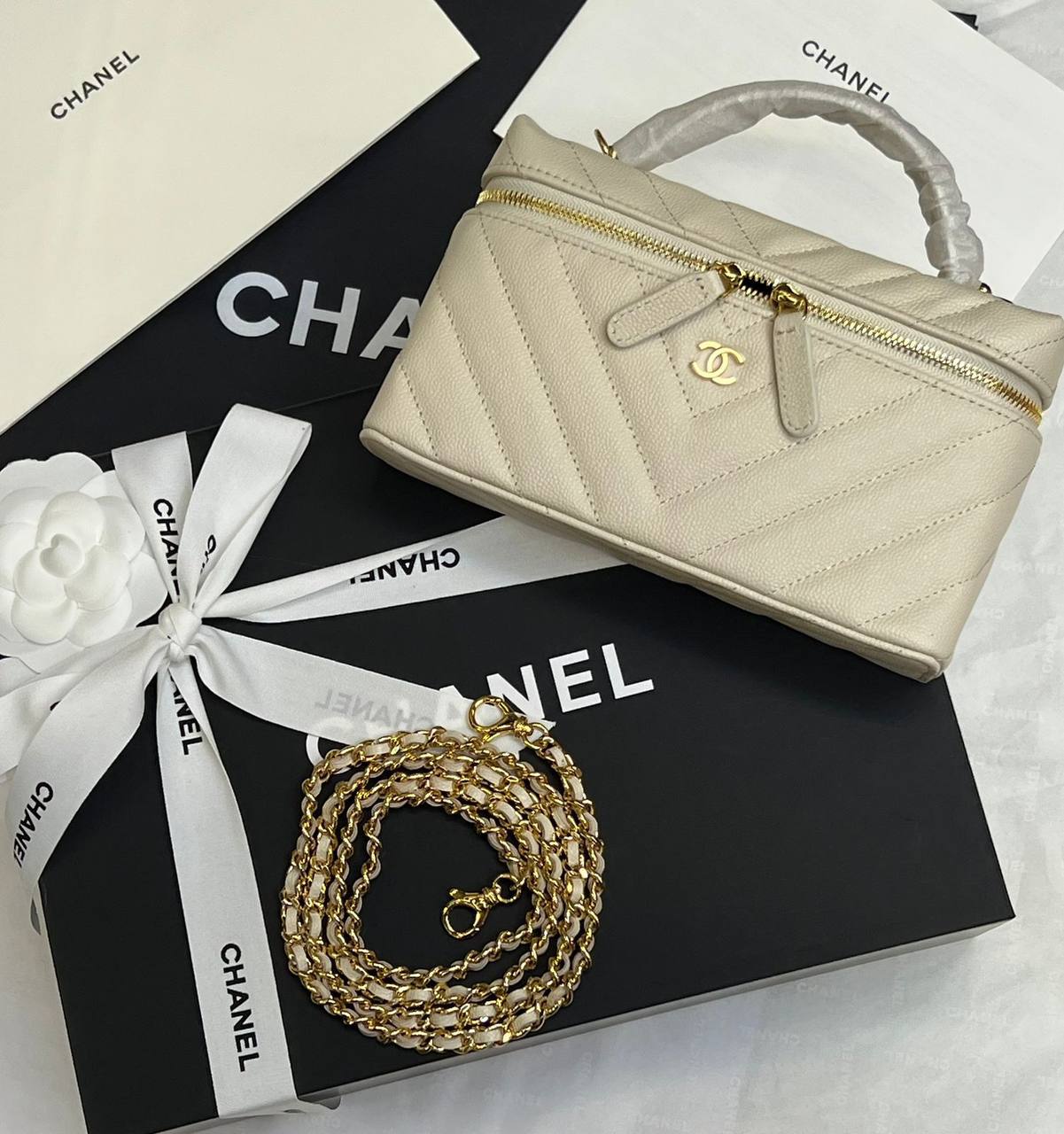 Chanel 💕💕✨
Super master quality 🔥🔥
Available ✨💕💕
With full packing 📦🎀
For Price 👇 WhatsApp✅
0568585901 
0507557372
0552275751 Owner Zain 👌

Zain251
♥️♥️♥️