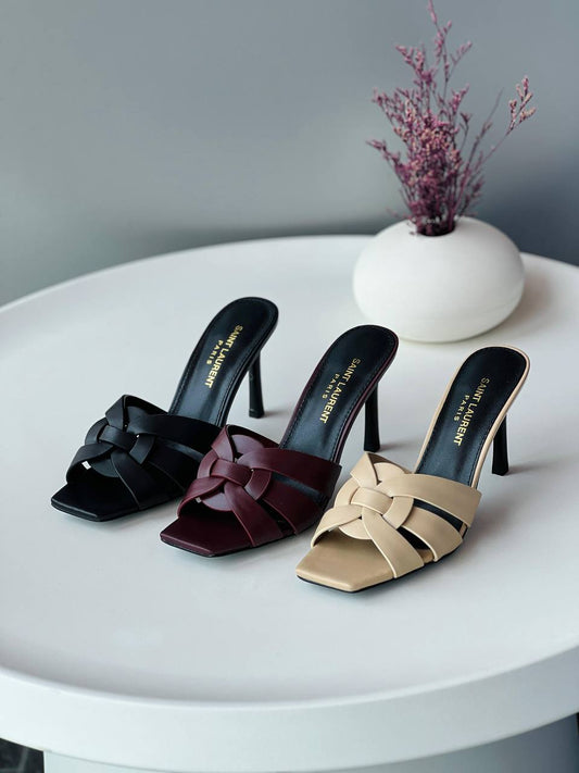 YSL
Size 36_41
Super high quality* 
450 dhs🪙🌨️

Zain176
♥️♥️♥️