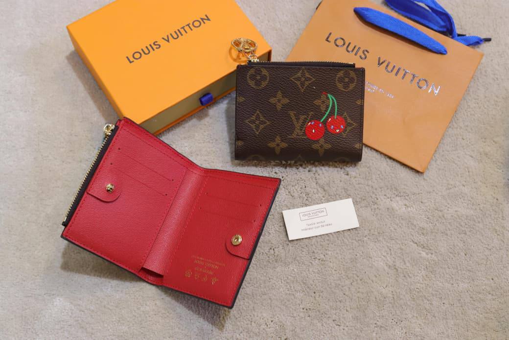 LV Wallet
For Ladies
Master Quality
110 dhs✅

Zain33
♥️♥️♥️