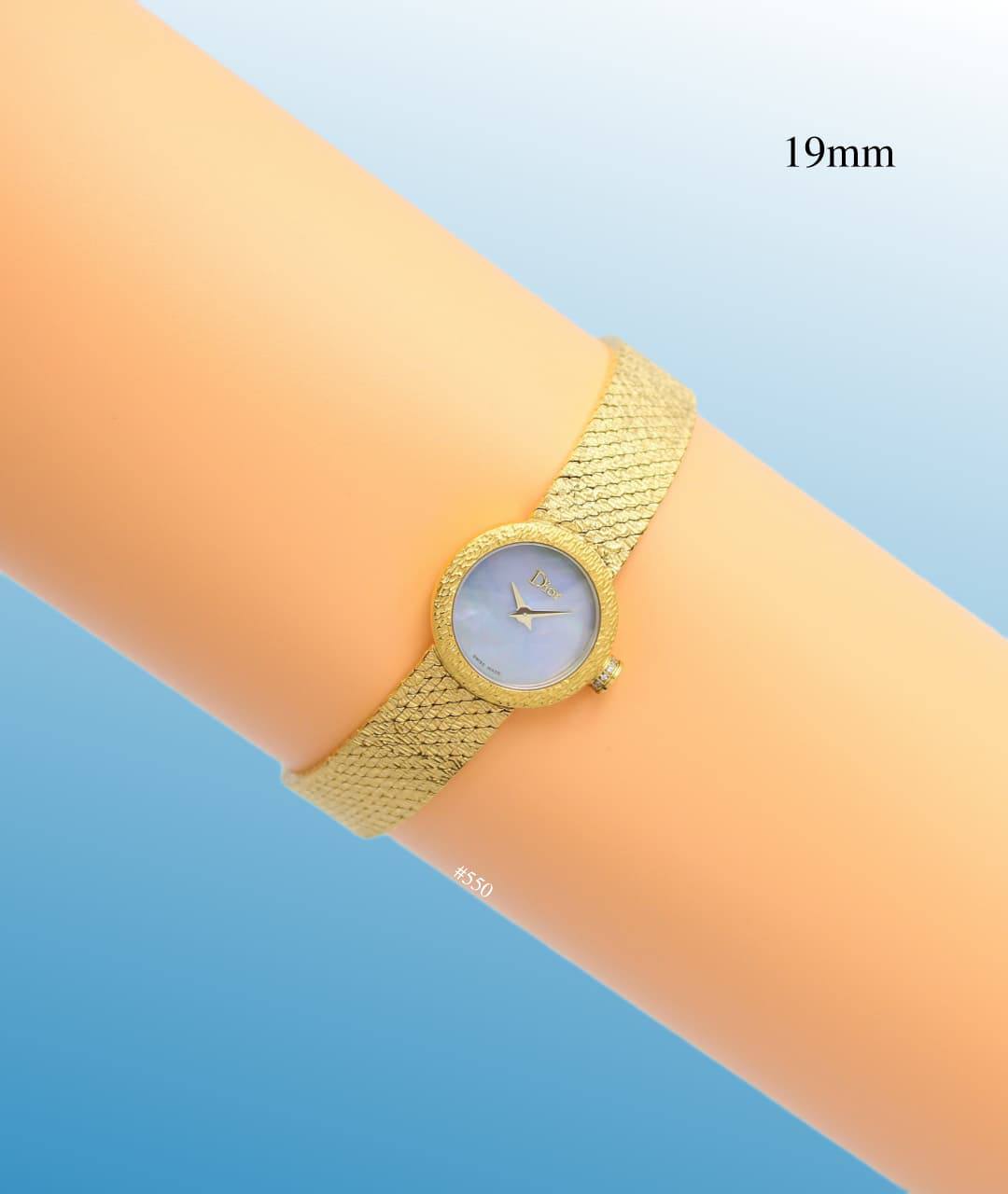 DIOR WOMEN BATTERY MINI 19MM

250 dhs❣️

Zain58
♥️♥️♥️