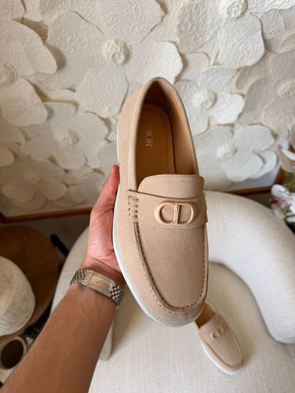 Dior Granville Loafer
*VIP quality*
*size: 40 t0 46*
450 dhs✅

Zain185
♥️♥️♥️