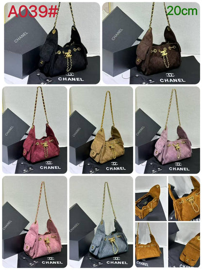 Chanel

high quality

size 20cm

with box
🎁🎁🎁

110 dhs💓

Zain136
♥️♥️♥️