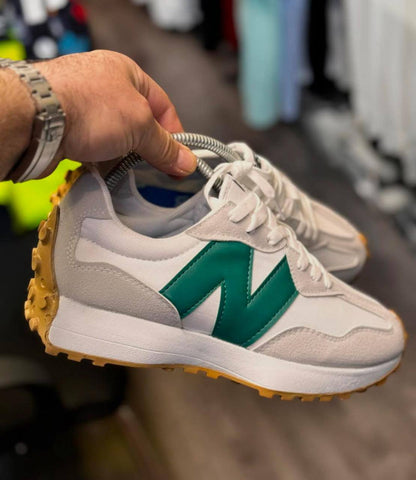 NB
Size 36-45⚡️ 
115 dhs❣️

Zain183
♥️♥️♥️