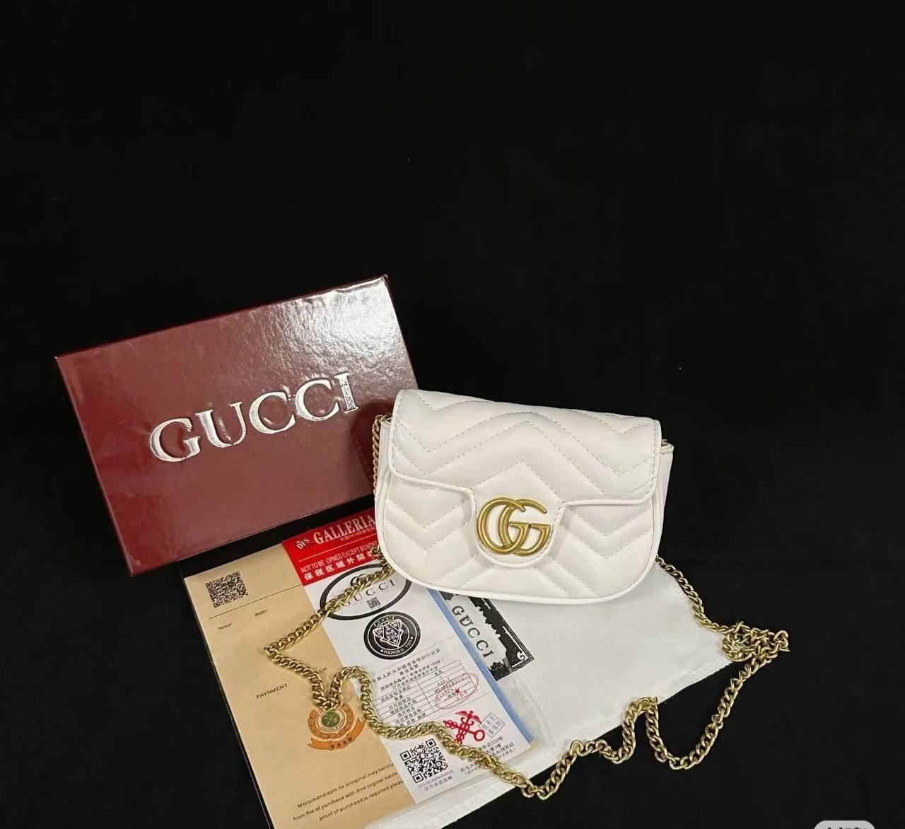 Gucci
with box
🎁🎁🎁

85 dhs🪙💕

Zain07
♥️♥️♥️