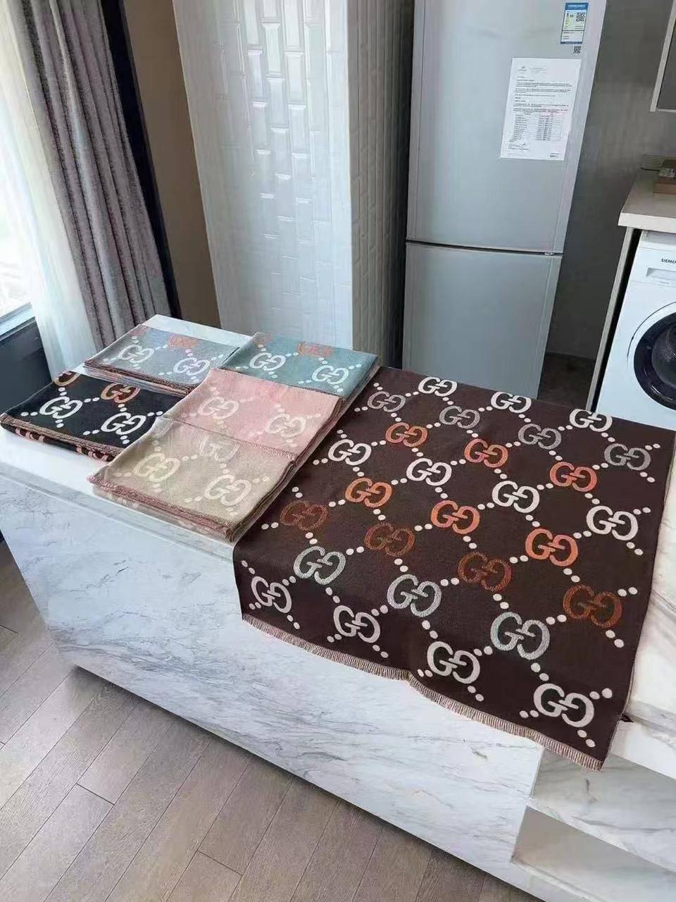Winter scarf 
45 dhs🪙🌨️

Zain93
♥️♥️♥️