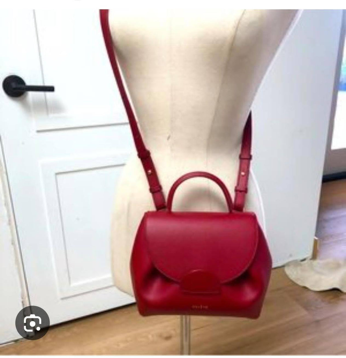 POLENE BAG

SIZE……….20cm

100 dhs🇦🇪🇦🇪🇦🇪

Zain200
♥️♥️♥️