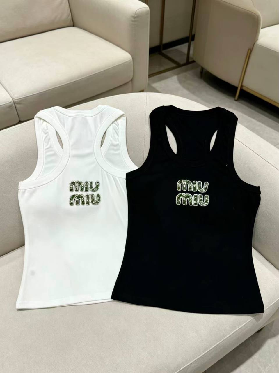 *New collections*                                                
MIU MIU
*Super Master quality*
*Sizes: S M L XL* 
280 dhs✅

Zain308
♥️♥️♥️