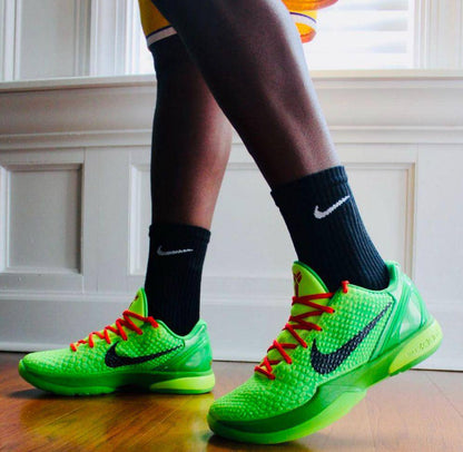 Nike Kobe 6 Protro Grinch，
Size 40-46 ，
250 dhs✅

Zain18
♥️♥️♥️