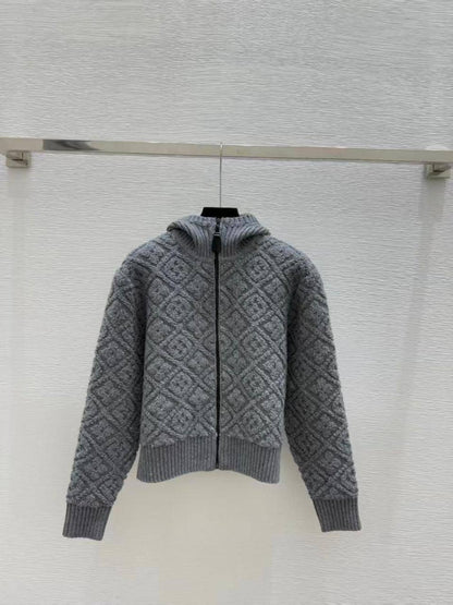 *New collections*                                                
*LOUIS VUITTON*
*Super Master quality*
*Sizes: S M L* 
750 dhs🇦🇪🇦🇪

Zain308
♥️♥️♥️
