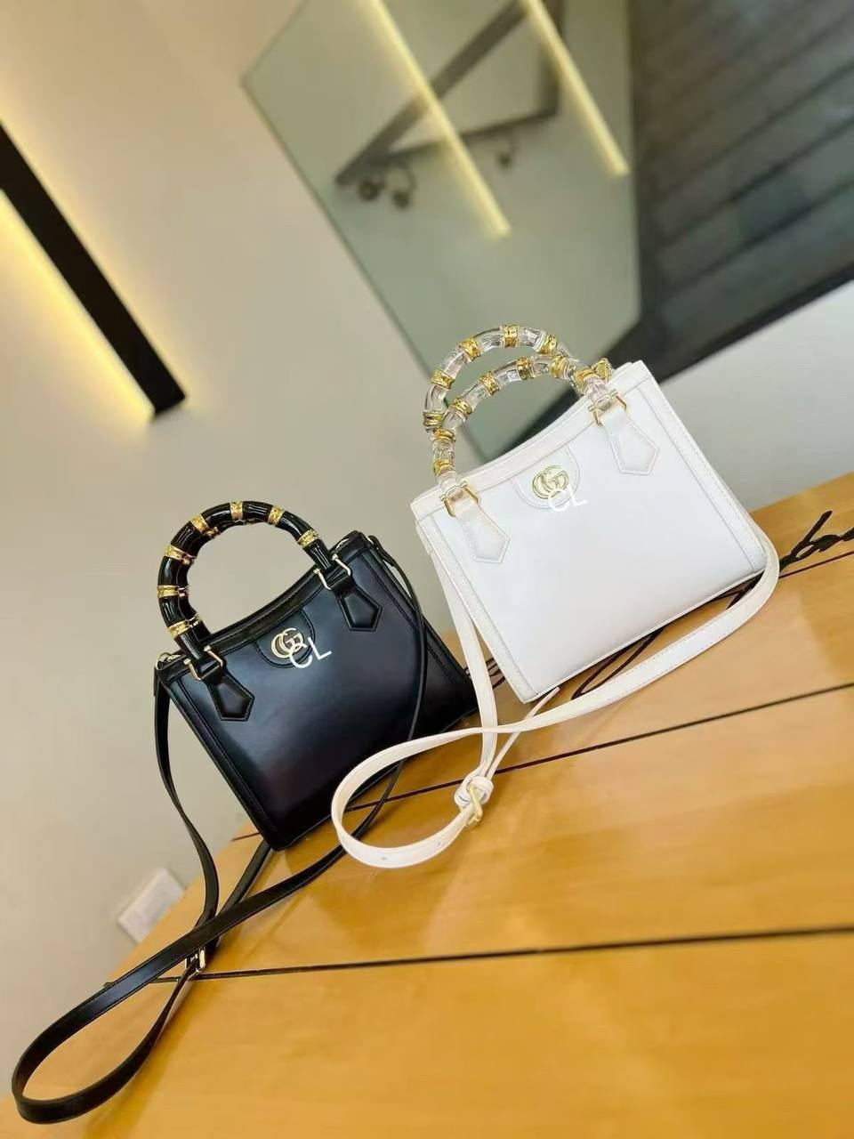 GUCCI
22*20*10cm
High quality 
150 dhs💓

Zain44
♥️♥️♥️
