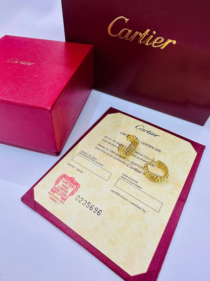 CARTIER 
Earring 🦋
Master quality 💯
With normal boxes 🗃️ 
55 dhs🇦🇪🇦🇪

With master box 📦 
90 dhs🇦🇪🇦🇪

Zain216
♥️♥️♥️