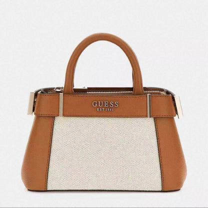 Guess
105 dhs🇦🇪🇦🇪
High-quality with box

Zain35
♥️♥️♥️
